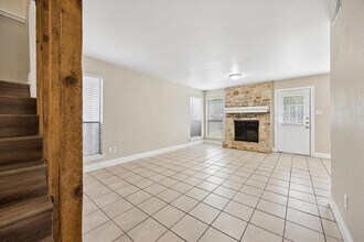 8329 Fathom Cir in Austin, TX - Building Photo - Building Photo