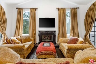 3030 Passmore Dr in Los Angeles, CA - Building Photo - Building Photo