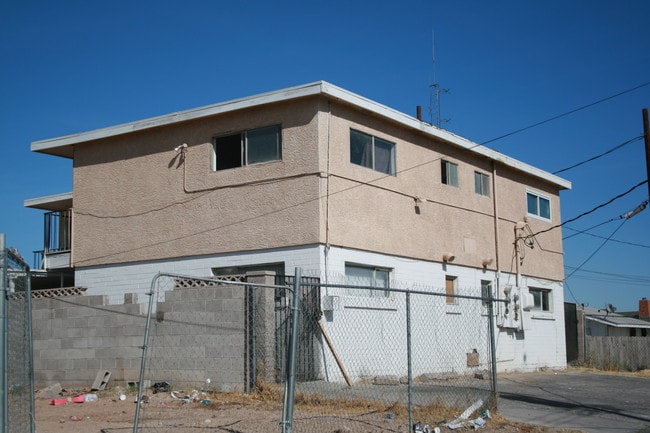 409 W Adams Ave in Las Vegas, NV - Foto de edificio - Building Photo