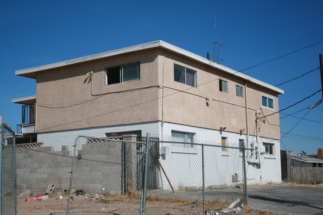 409 W Adams Ave in Las Vegas, NV - Building Photo - Building Photo