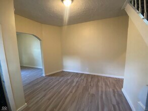 328 N Elder Ave in Indianapolis, IN - Building Photo - Building Photo