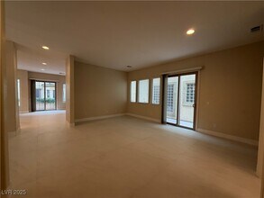 9152 Whitekirk Pl in Las Vegas, NV - Building Photo - Building Photo