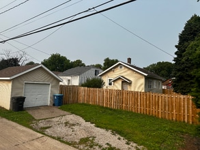 1408 8th St in Rock Island, IL - Foto de edificio - Building Photo