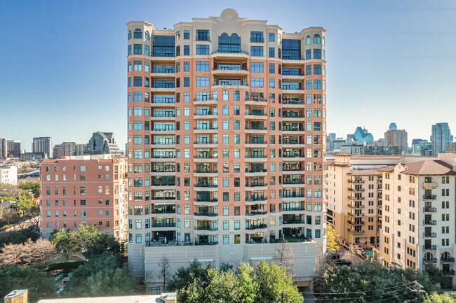 Plaza II at Turtle Creek in Dallas, TX - Building Photo - Building Photo