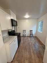 210 W Bonanza Rd in Sonora, CA - Building Photo - Building Photo