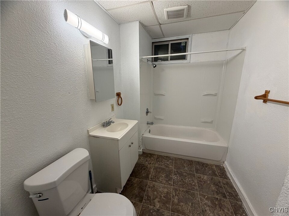 1208 City St in Utica, NY - Building Photo