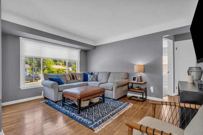 3711 Normandy Rd in Royal Oak, MI - Foto de edificio - Building Photo