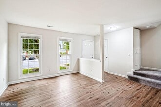 10613 Greta Lynn Ct in Fredericksburg, VA - Building Photo - Building Photo