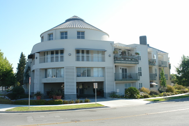 Craig Gardens Senior Housing in Campbell, CA - Building Photo - Building Photo