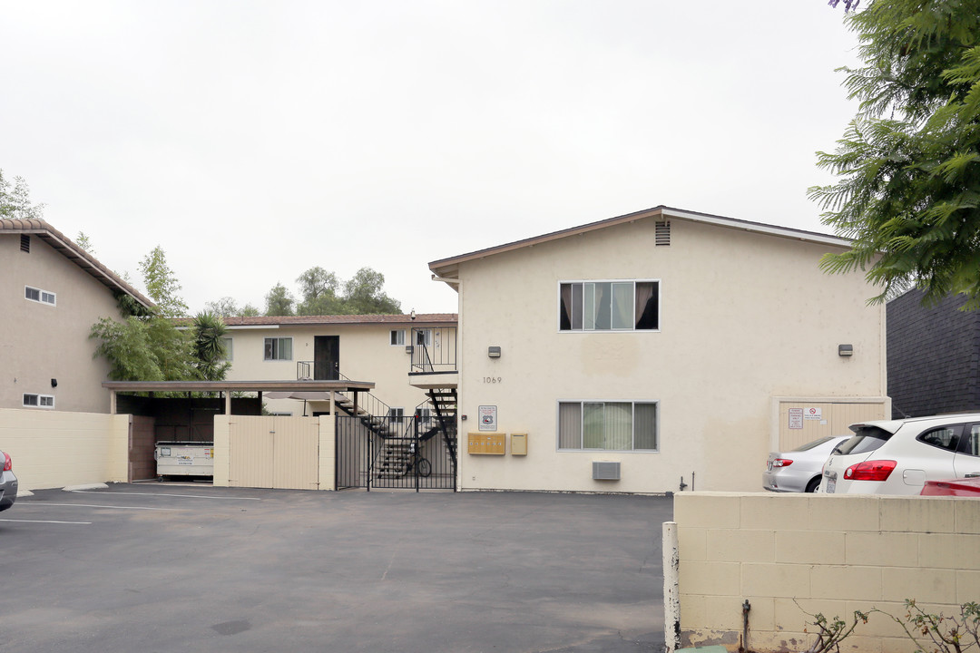 1069 Naranca Ave in El Cajon, CA - Building Photo