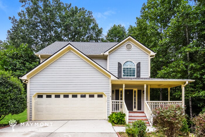 5963 Seven Oaks Dr in Powder Springs, GA - Building Photo