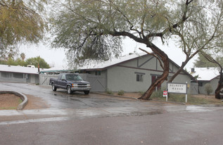 Belmont Manor Apartments