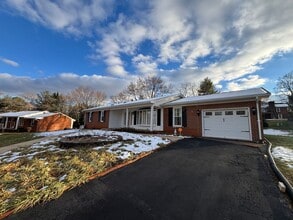 136 Grimes St in Roanoke, VA - Building Photo - Building Photo