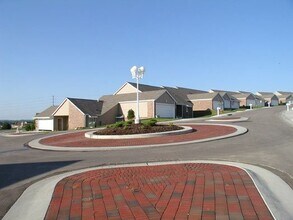 3600 SW Gage Blvd in Topeka, KS - Building Photo - Building Photo