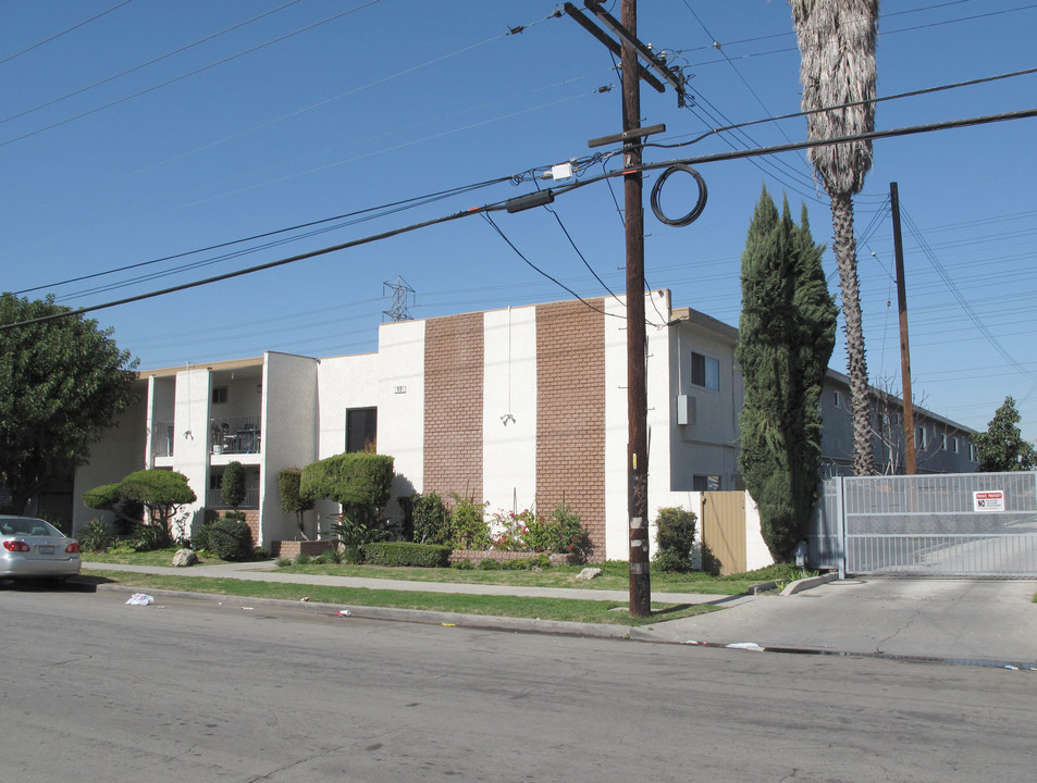 Evergreen II Apartments in Long Beach, CA - Building Photo