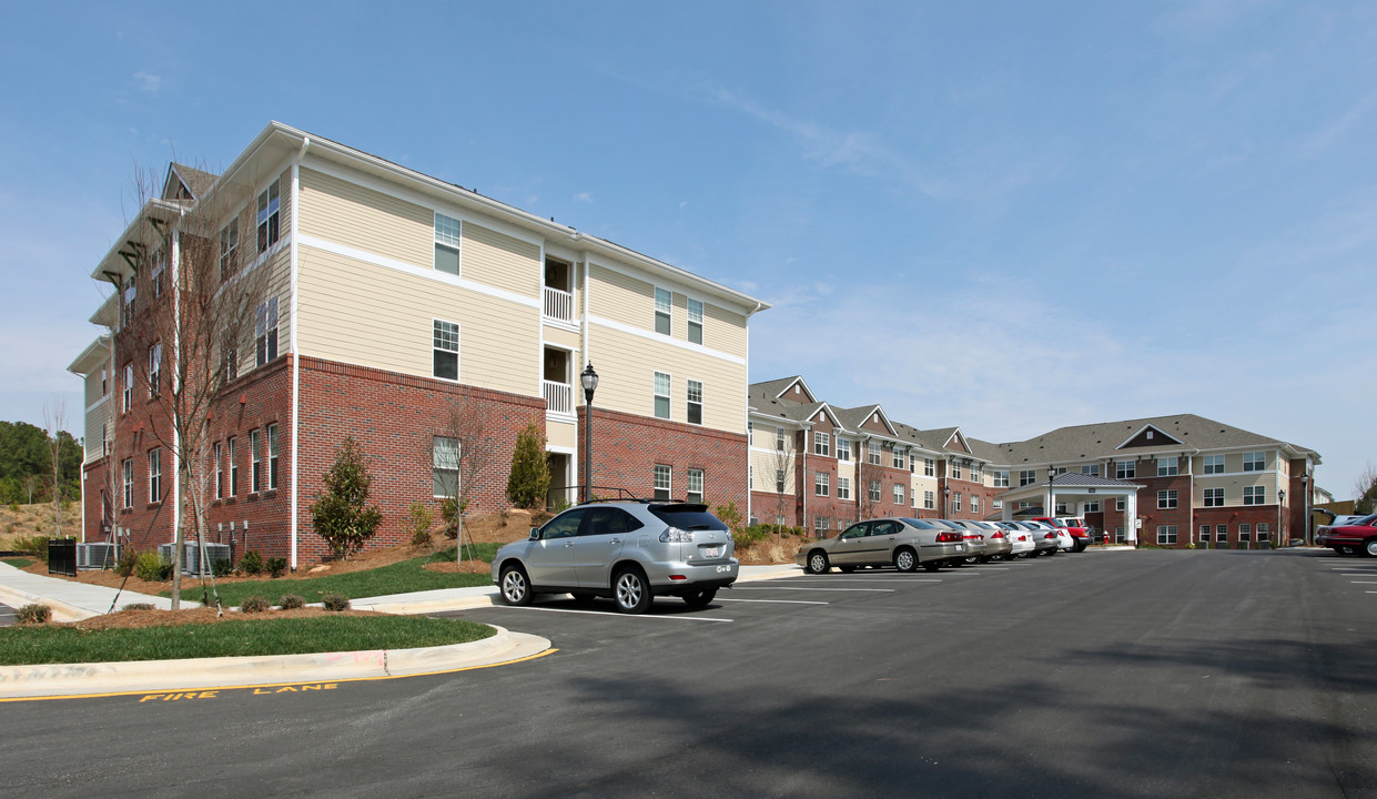 Highland Terrace in Cary, NC - Building Photo