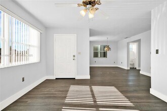 20537 SW 92nd Ct in Cutler Bay, FL - Building Photo - Building Photo