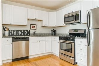 660 Cambridge St, Unit 401 in Cambridge, MA - Foto de edificio - Building Photo