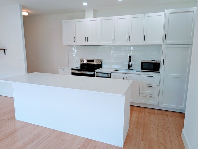 1401 N 36th St, Unit 1401