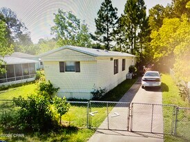 7117 Beachwood Blvd in Panama City Beach, FL - Building Photo