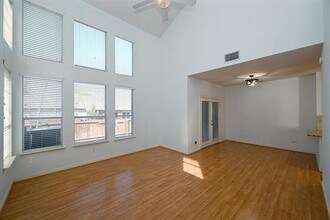 9925 Castlewood Dr in Plano, TX - Building Photo - Building Photo