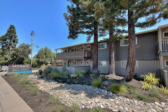 Mosaic Apartments in Castro Valley, CA - Building Photo - Building Photo