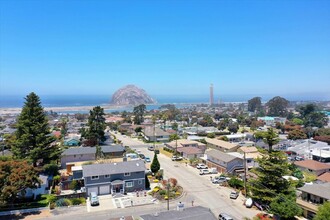 870 Pacific St in Morro Bay, CA - Building Photo - Building Photo