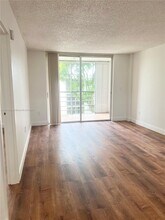 14150 SW 84th St, Unit 303-I in Miami, FL - Building Photo - Building Photo