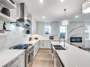 708 W White Ave in McKinney, TX - Building Photo - Building Photo