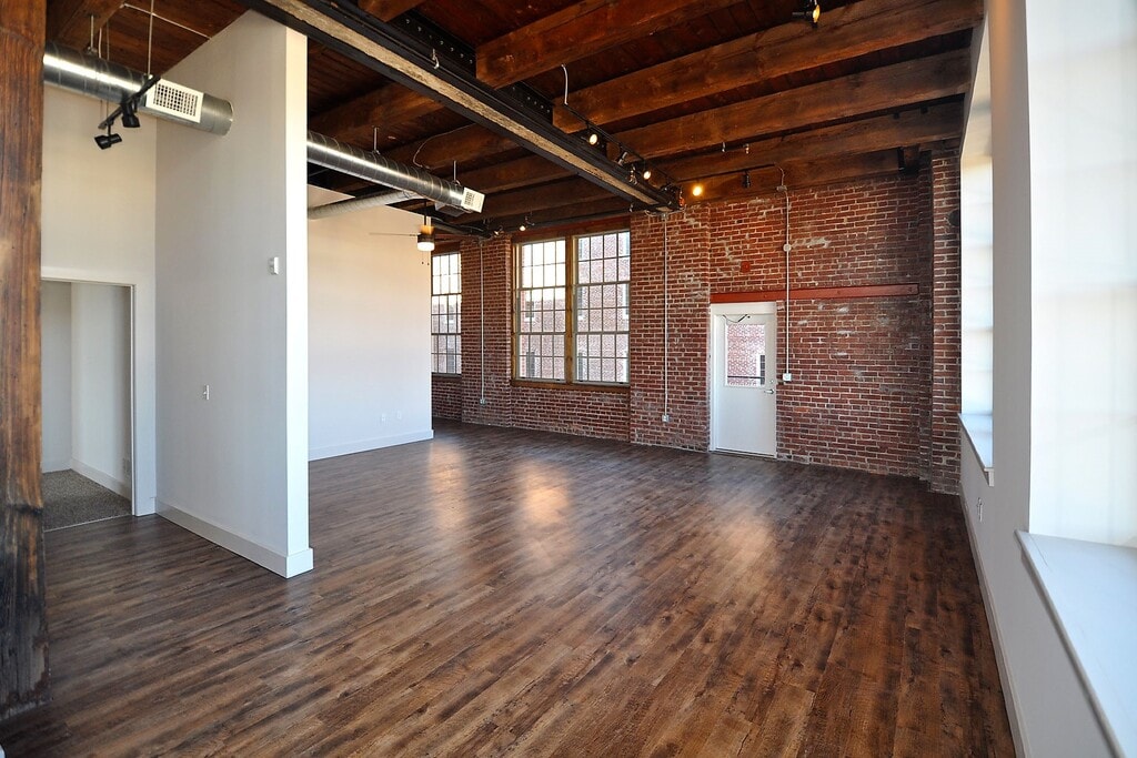 Stove Lofts Apartments in Leavenworth, KS