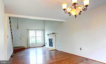 4777 Kelly Rd in Woodbridge, VA - Building Photo - Building Photo