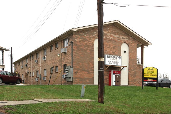 Thorobred Apartments in Louisville, KY - Foto de edificio - Building Photo