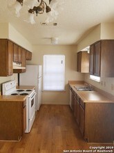 5323 Ashbury Dr in San Antonio, TX - Building Photo - Building Photo