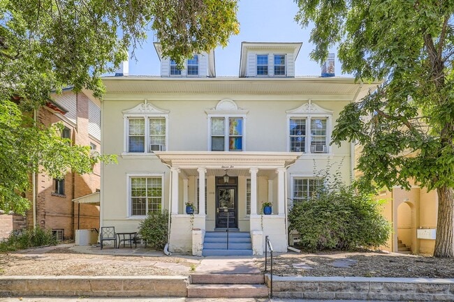 property at 1110 N Clarkson St