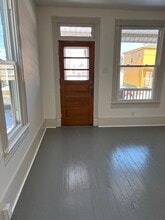 19 W Chartes St in New Castle, PA - Building Photo - Building Photo