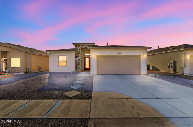 11965 Mountains Pl in Socorro, TX - Building Photo - Building Photo