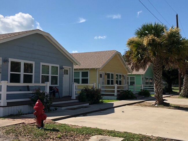 2002 Live Oak Ave, Unit 2002