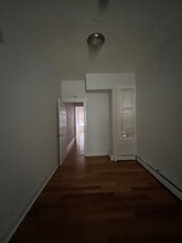 29 Clarke Ave, Unit 1L in Jersey City, NJ - Building Photo - Building Photo