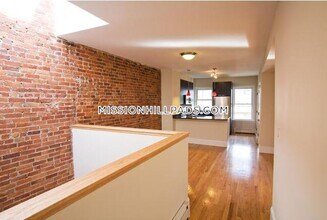 14 Parker Hill Ave, Unit 2 in Boston, MA - Building Photo - Building Photo