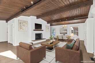 537 County Line Rd in Highland Park, IL - Building Photo - Building Photo