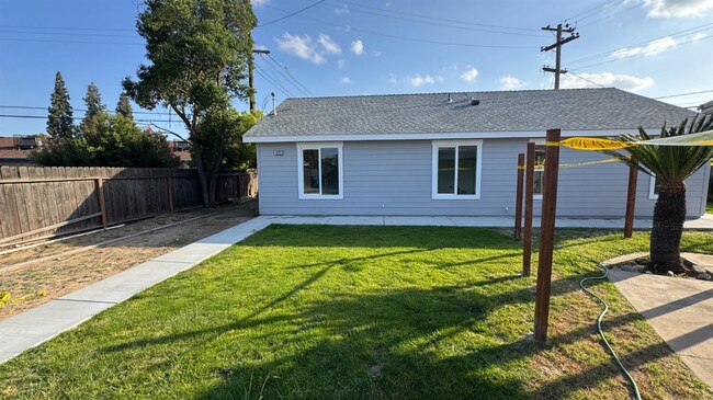 4251 N Archie Ave in Fresno, CA - Building Photo - Building Photo