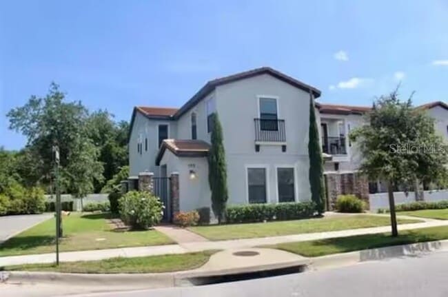 property at 105 Kenny Blvd