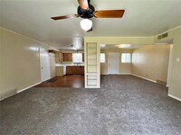 1021 Keechi St photo'