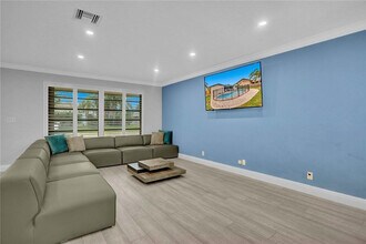 5170 SW 89th Terrace in Cooper City, FL - Building Photo - Building Photo