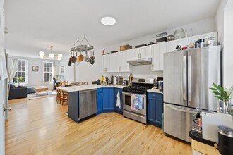 316.5 6th St in Jersey City, NJ - Building Photo - Building Photo