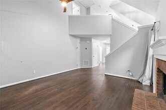 969 Oak St SW in Atlanta, GA - Building Photo - Building Photo