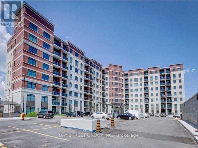 7325-7325 Markham Rd in Markham, ON - Building Photo - Building Photo