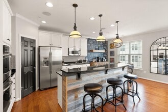 9502 Lee Ct in Manassas, VA - Building Photo - Building Photo