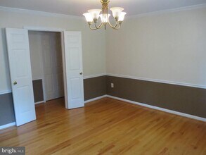 12729 Falcon Dr in Woodbridge, VA - Building Photo - Building Photo