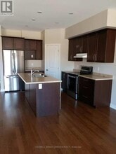 47 Arkose St in Ottawa, ON - Building Photo - Building Photo